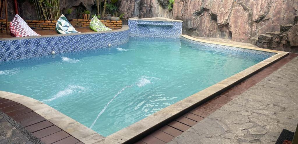 Sentosa Lodge Padang  Dış mekan fotoğraf